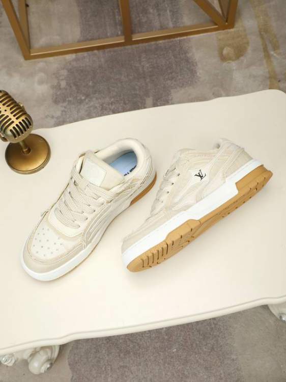 Picture of Louis Vuitton Shoes _SKULVsz38-44mnf024416934